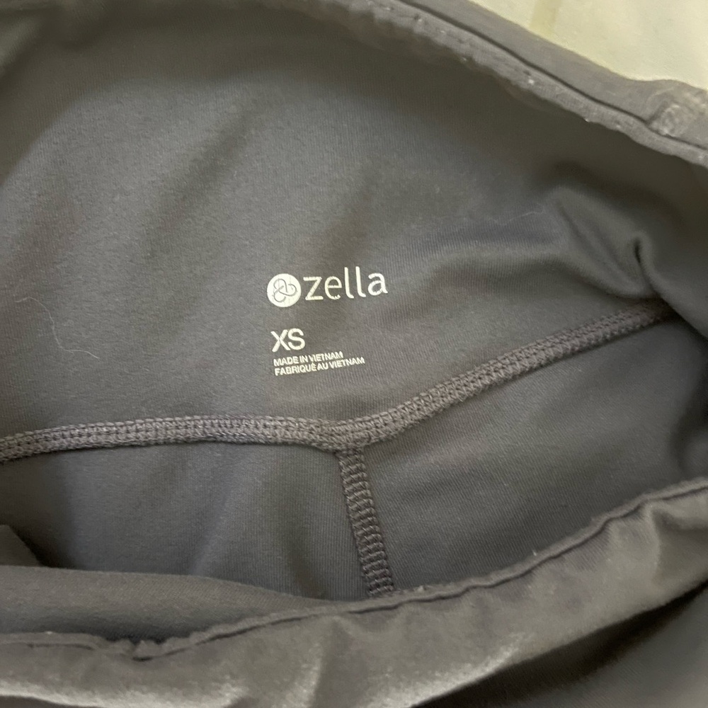 Zella leggings